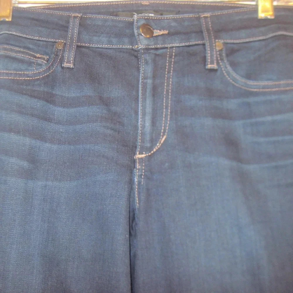JOE'S Booty Fit Bootcut Dark Wash Jeans Size 30 - Picture 4 of 7
